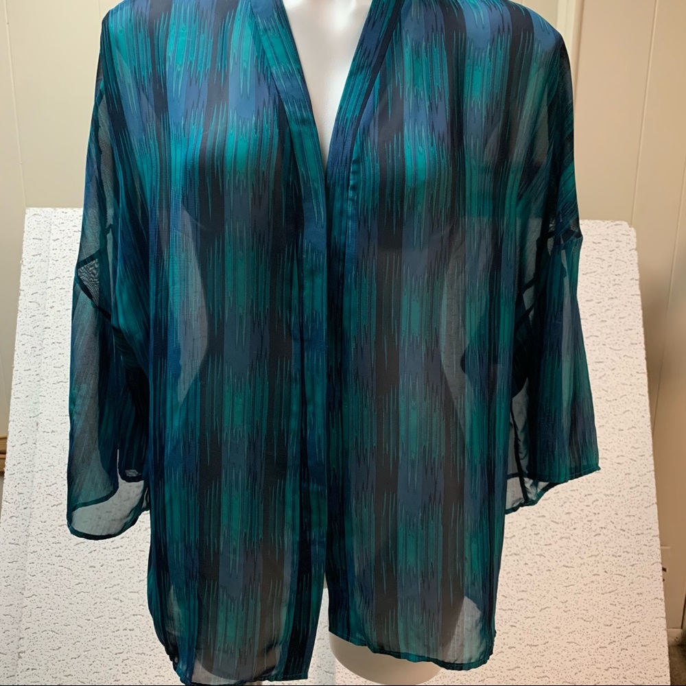 Buttons Teal Small KIMONO WRAP SHRUG. Barely Worn